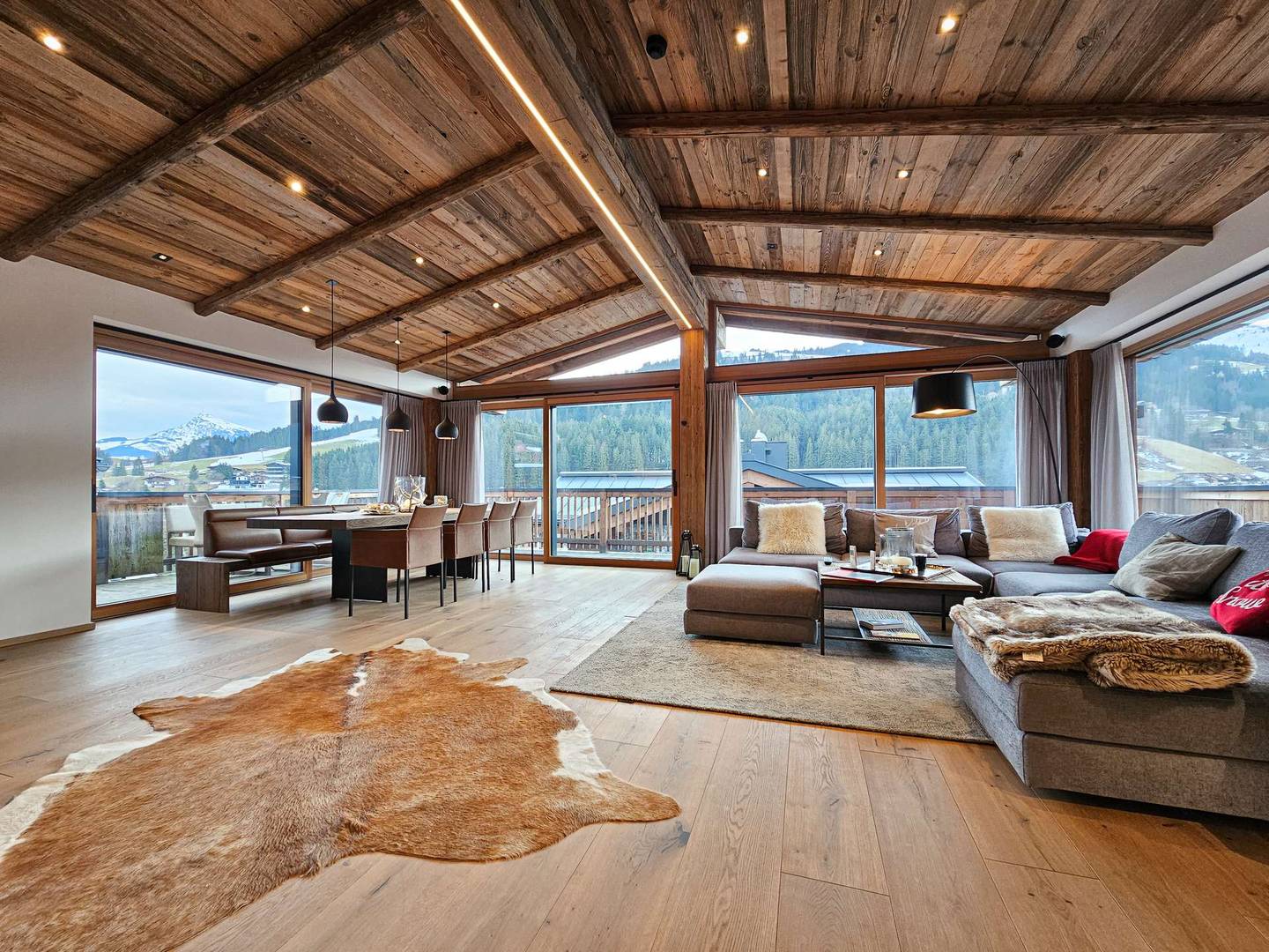Luxuschalet am Fuße des Gaisbergs in Kirchberg – 246 m², 6 Zimmer