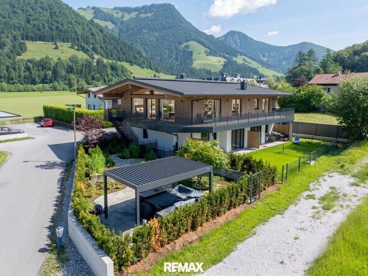 Wohnung near the lake with terrace and garden area
