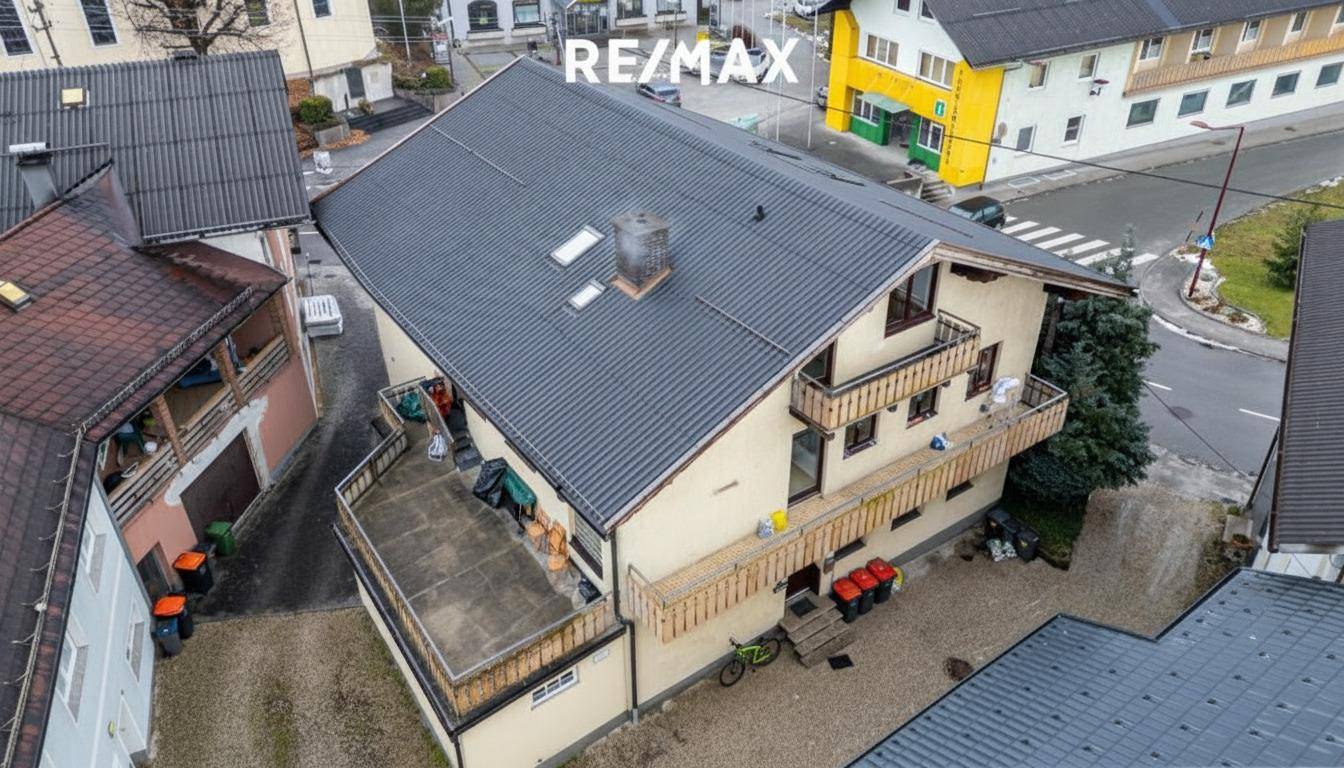 Mehrfamilienhaus in Ampflwang – zentrale Lage, 3 WE + Geschäftslokal