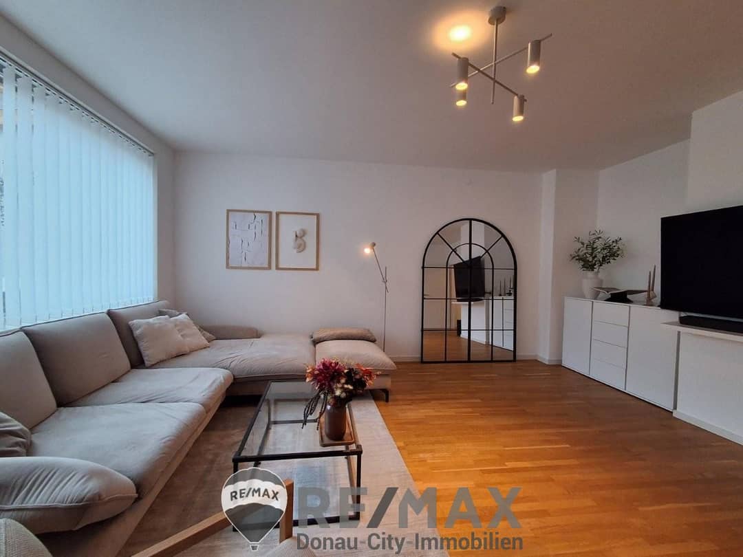2 Wohnzimmer ETW 1220