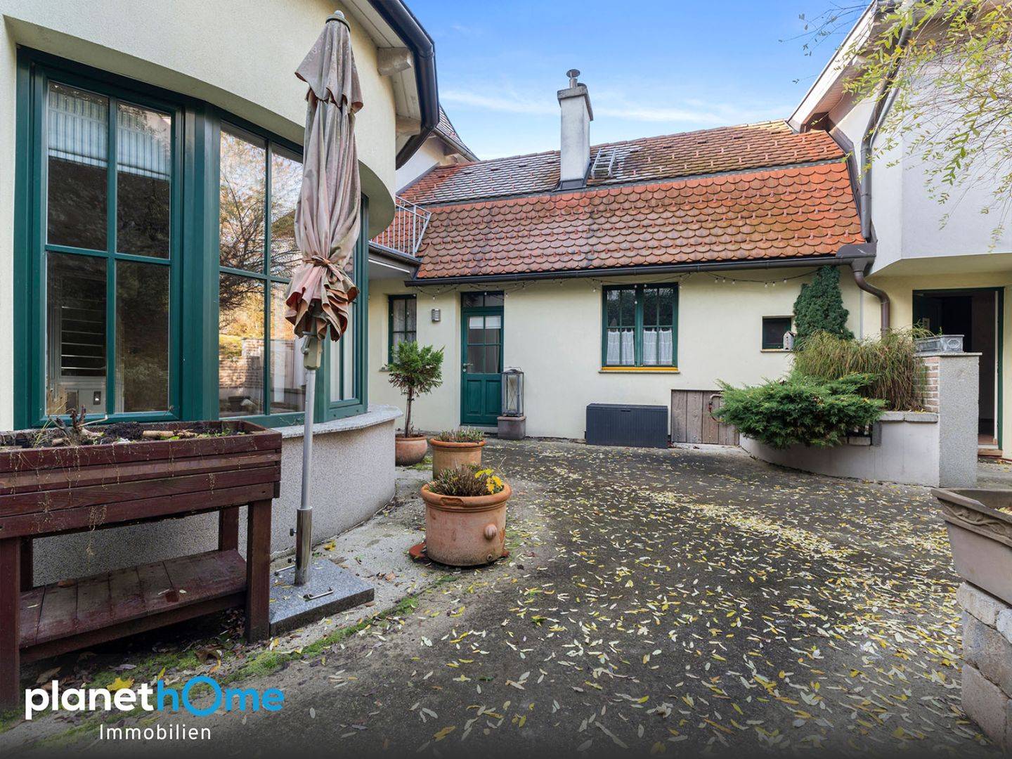 Mehrfamilienhaus in Gablitz mit großzügigem Garten und Pool nahe Wien
