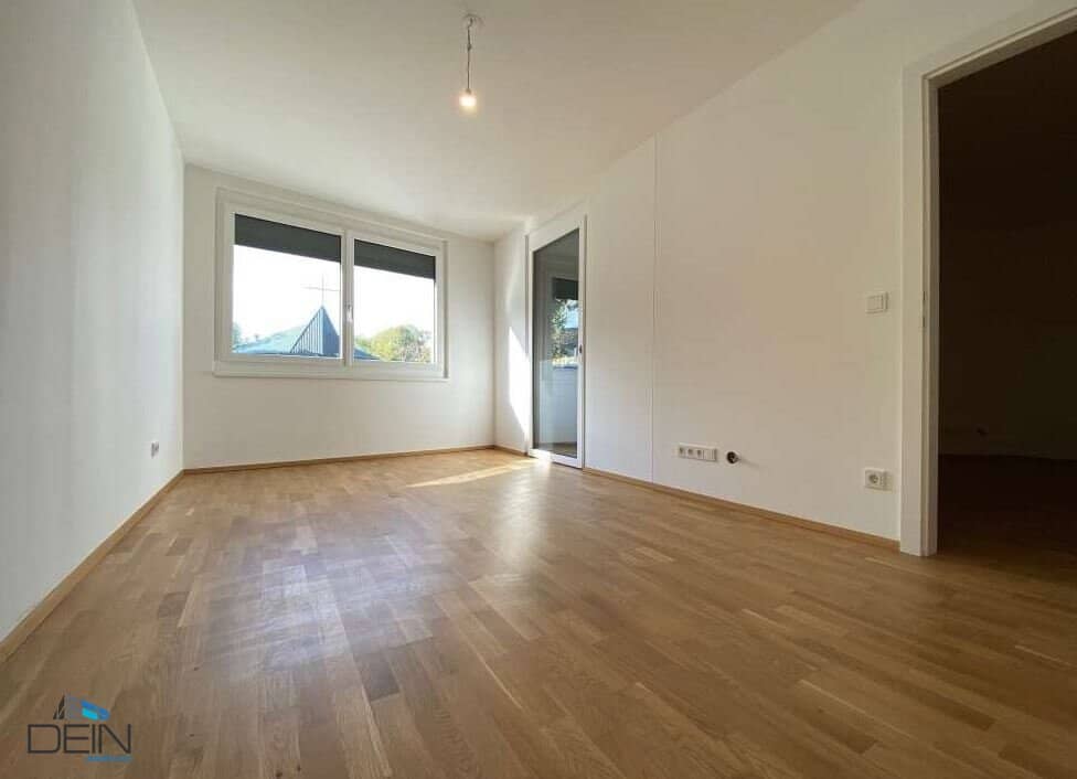 NEU! TRAUMHAFTE 2 ZIMMER EG-WOHNUNG MIT EINER LOGGIA NÄHE BADETEICH SÜSSENBRUNN!