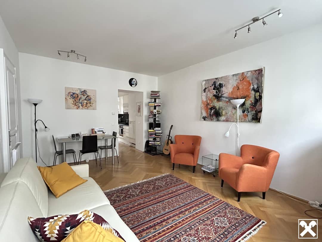 Wohn-/ Schlafzimmer