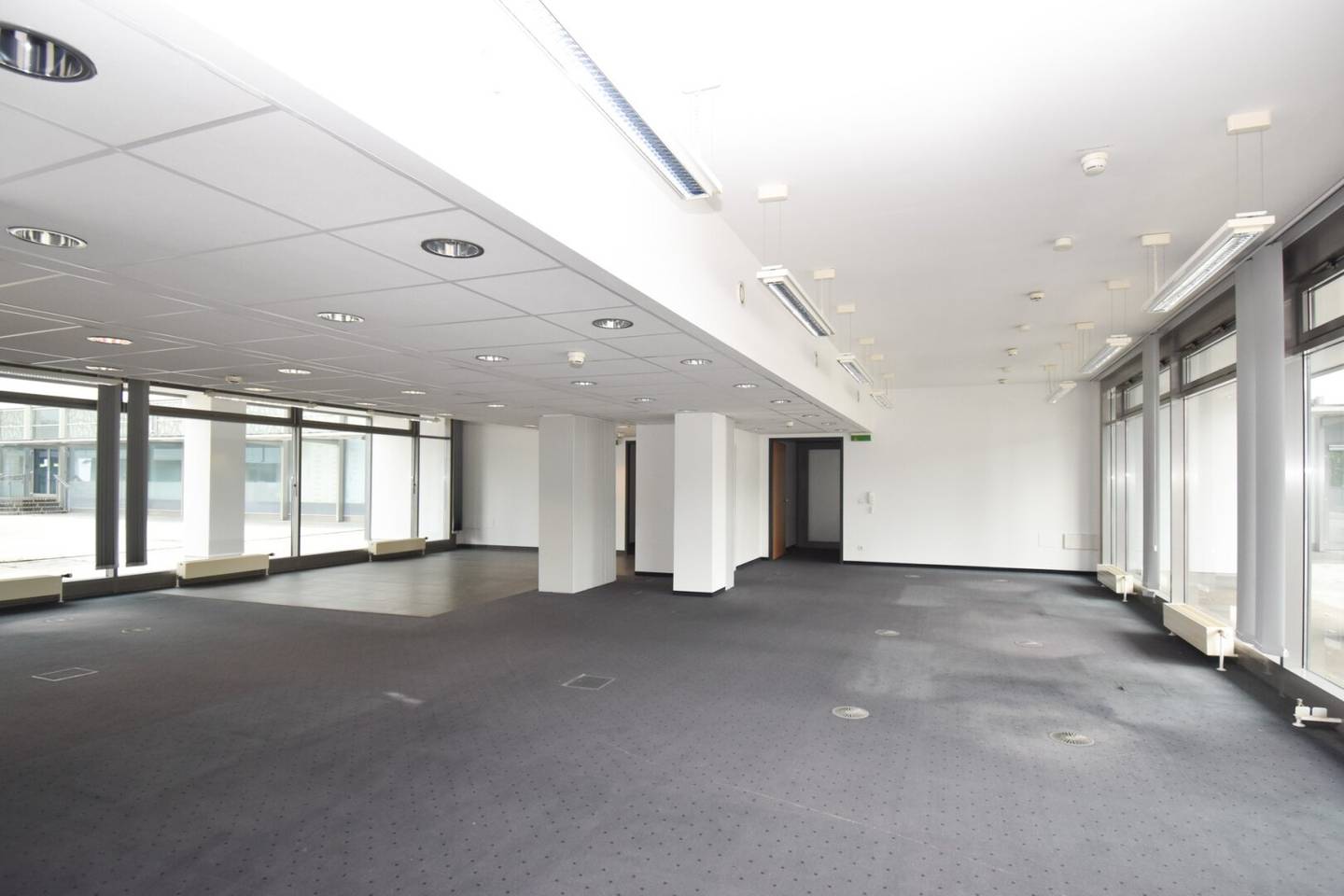 Modern and flexible office space on the Vienna city border for rent