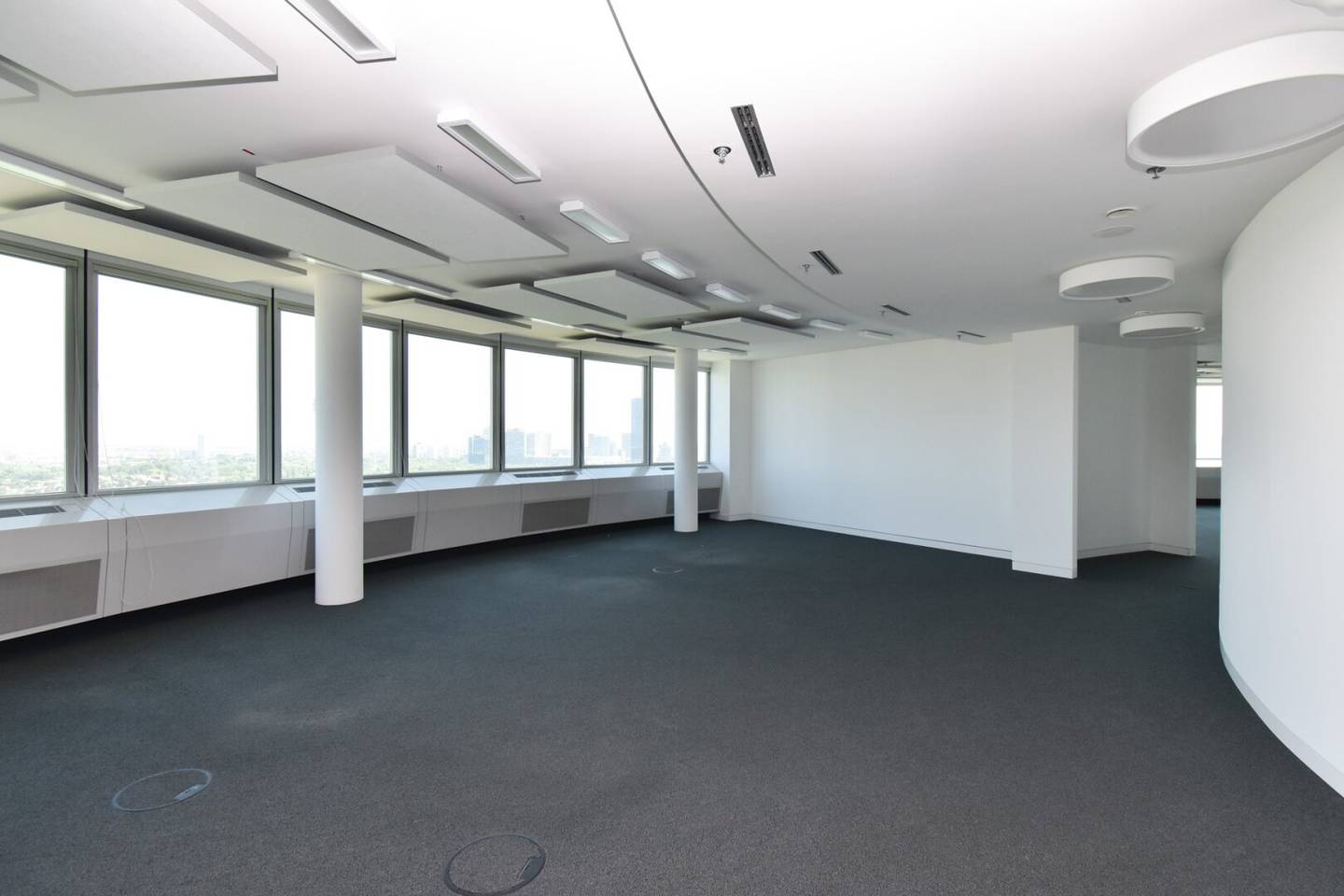 High-quality office space with panoramic view, centrally located in Vienna for rent