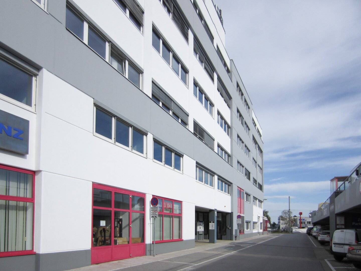 Like-new office in Wiener Neudorf