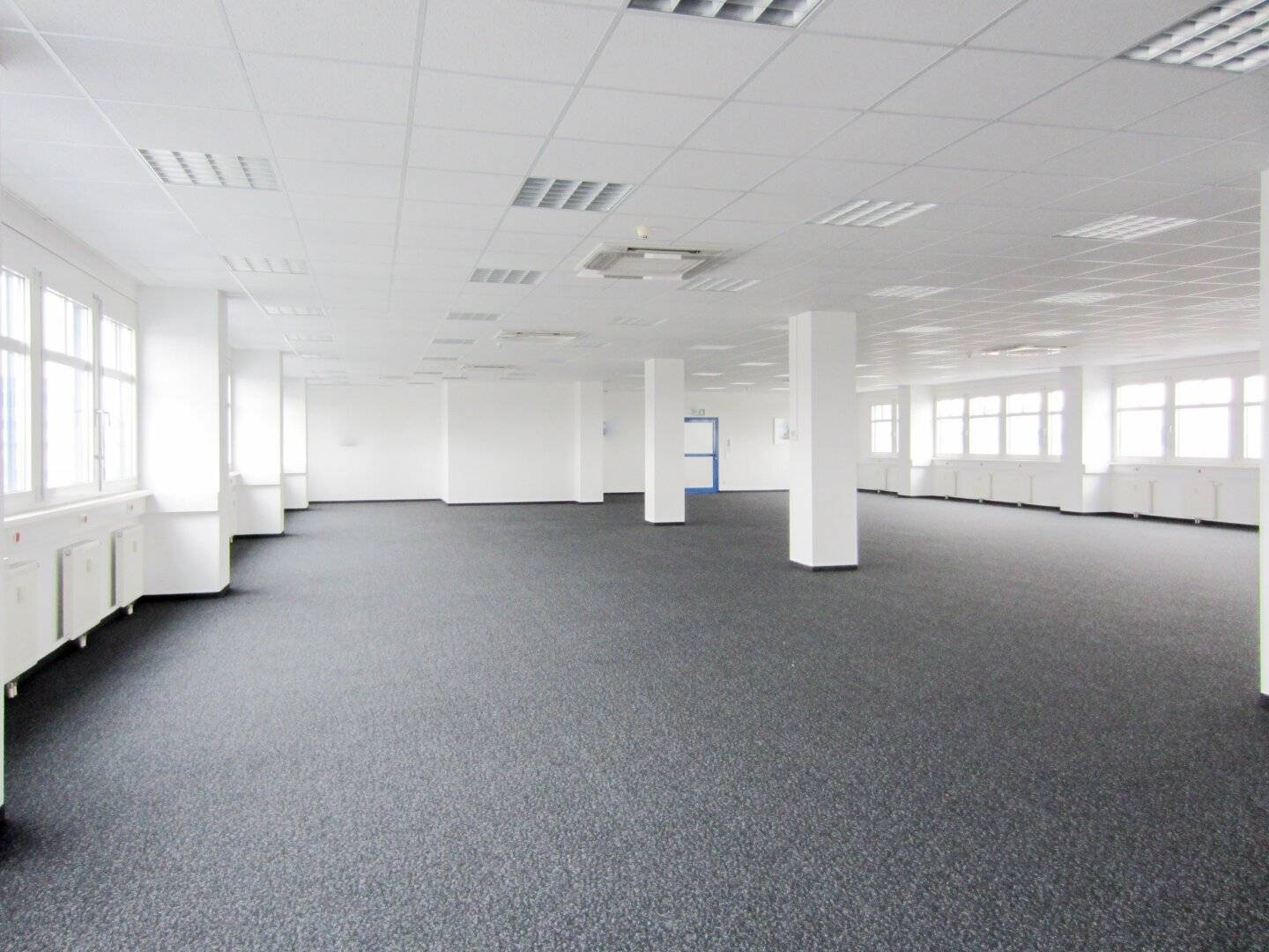 Büro 350 m2 südlich von Wien in Wr. Neudorf