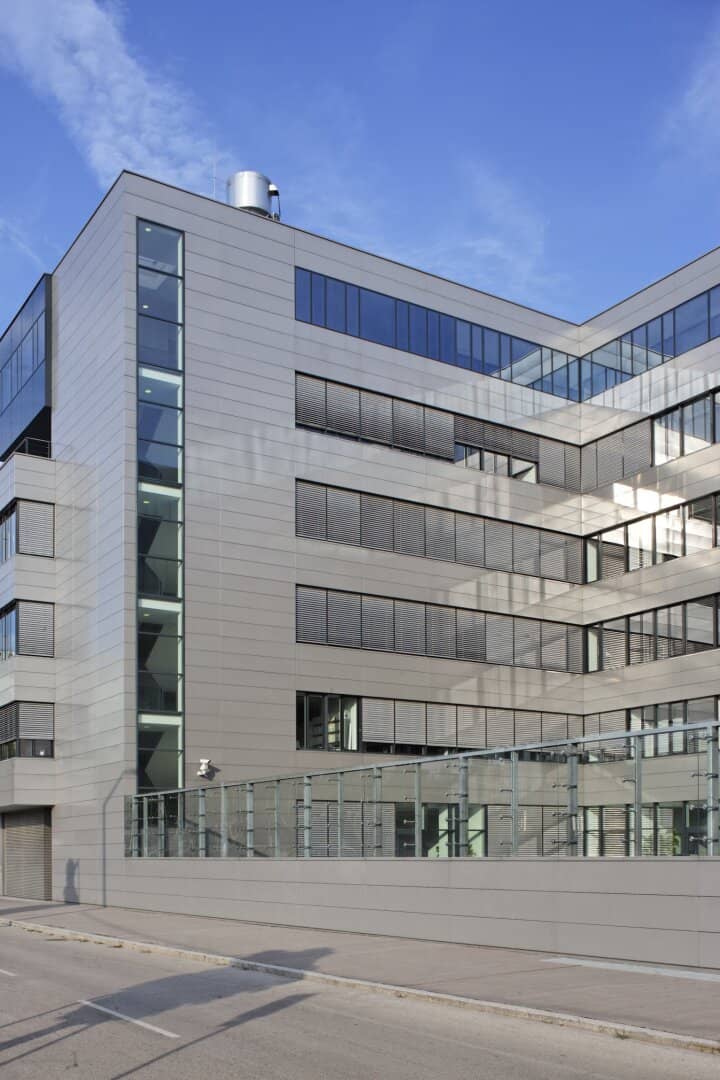 Office in top location
