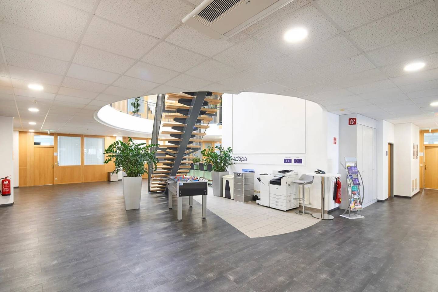 Versatile commercial spaces with a modernized office