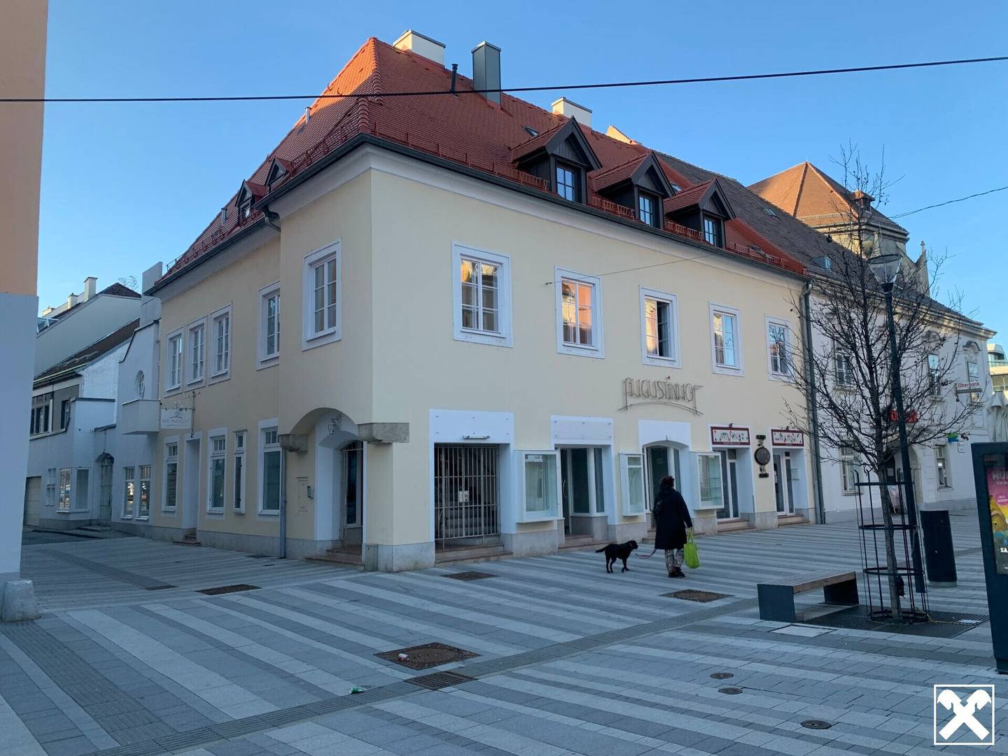 Cafe im Zentrum von Wr. Neustadt, ca. 100 m² mit Hofterrasse