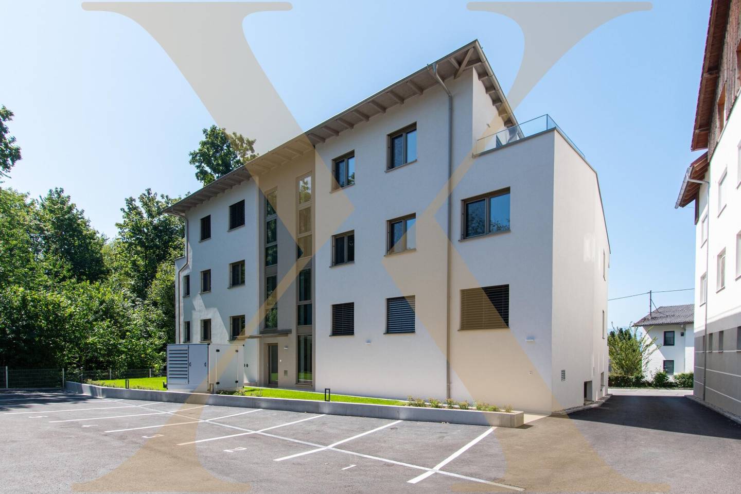 Repräsentative Neubau Büro-/Geschäftsfläche in Seenähe in Seewalchen am Attersee zu verkaufen!