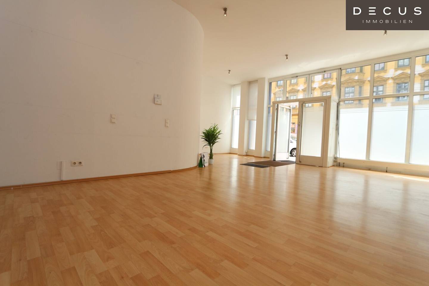 Temporarily Leased | Virtual Reality Escape Room | 1090 Vienna