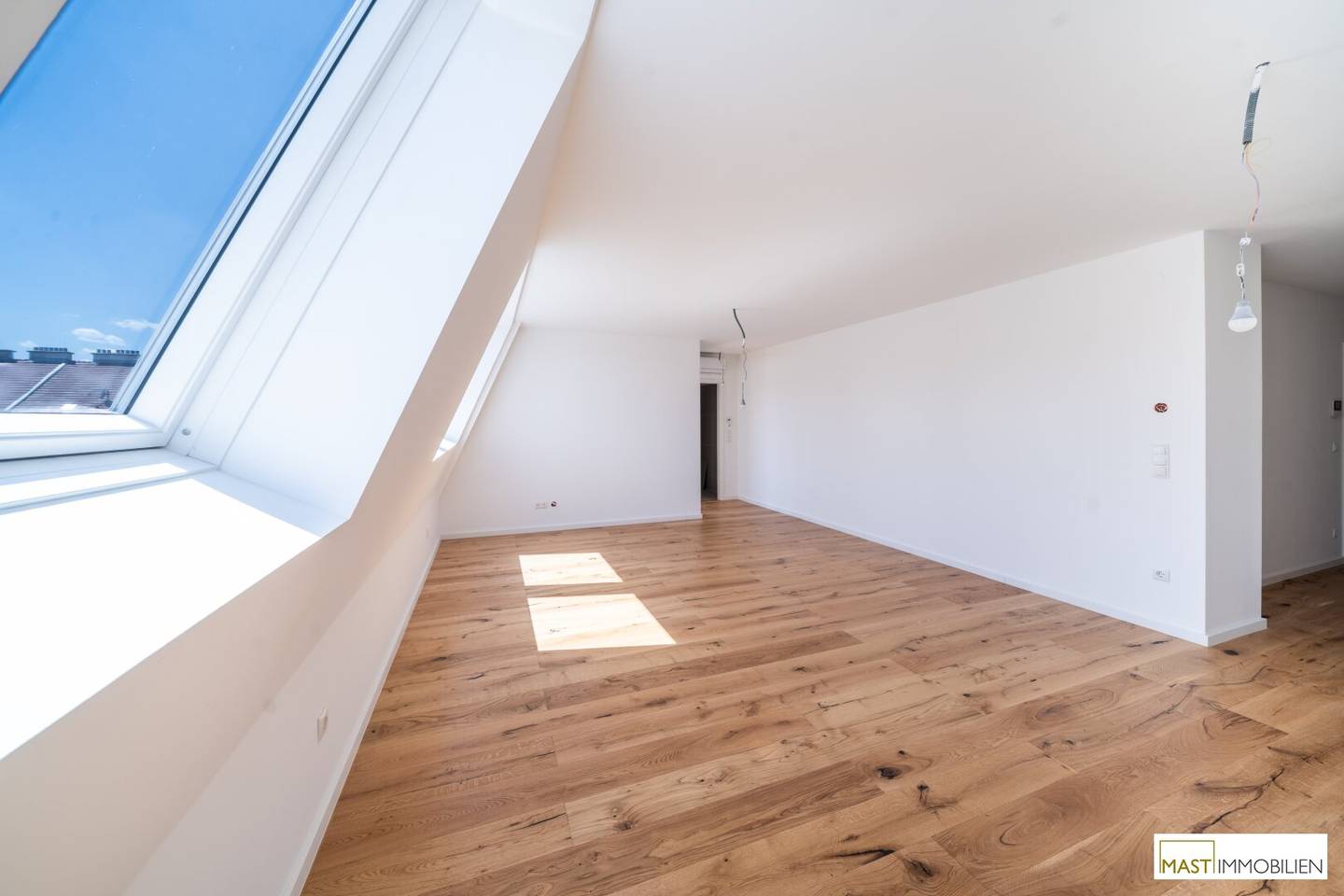 Moderne 3-Zimmer-Dachgeschosswohnung mit Balkon in Ottakring, Wien