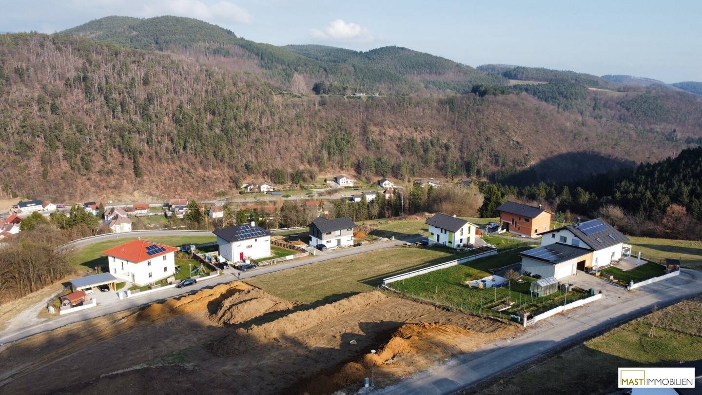 Grundstück in Weiten – 1.764 m², Siedlungslage, direkt Bezirk Melk