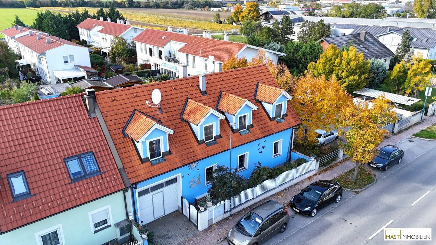 Multi-family house in Kottingbrunn
