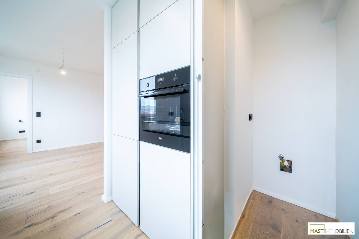 Apartment with bright eat in kitchen and renovated