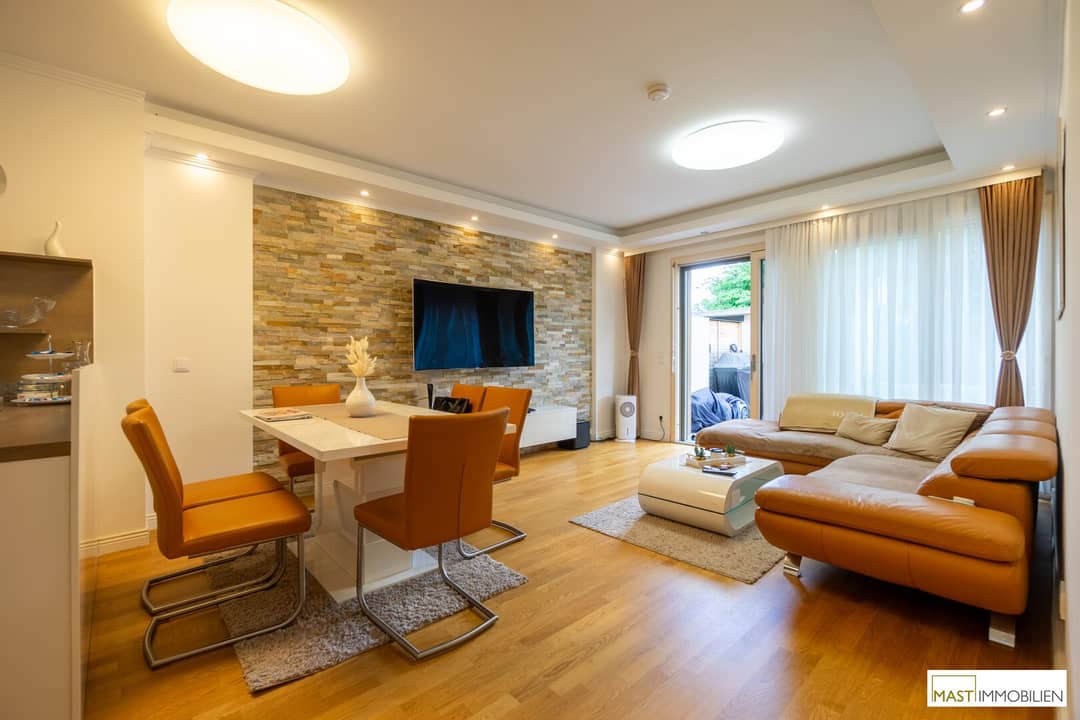 AKTIONSPREIS - 449.000,-- € / 3 Zimmer Gartenwohnung inkl. hochwertiger Einbauküche in Bestlage + NEU PHOTOVOLTAIK