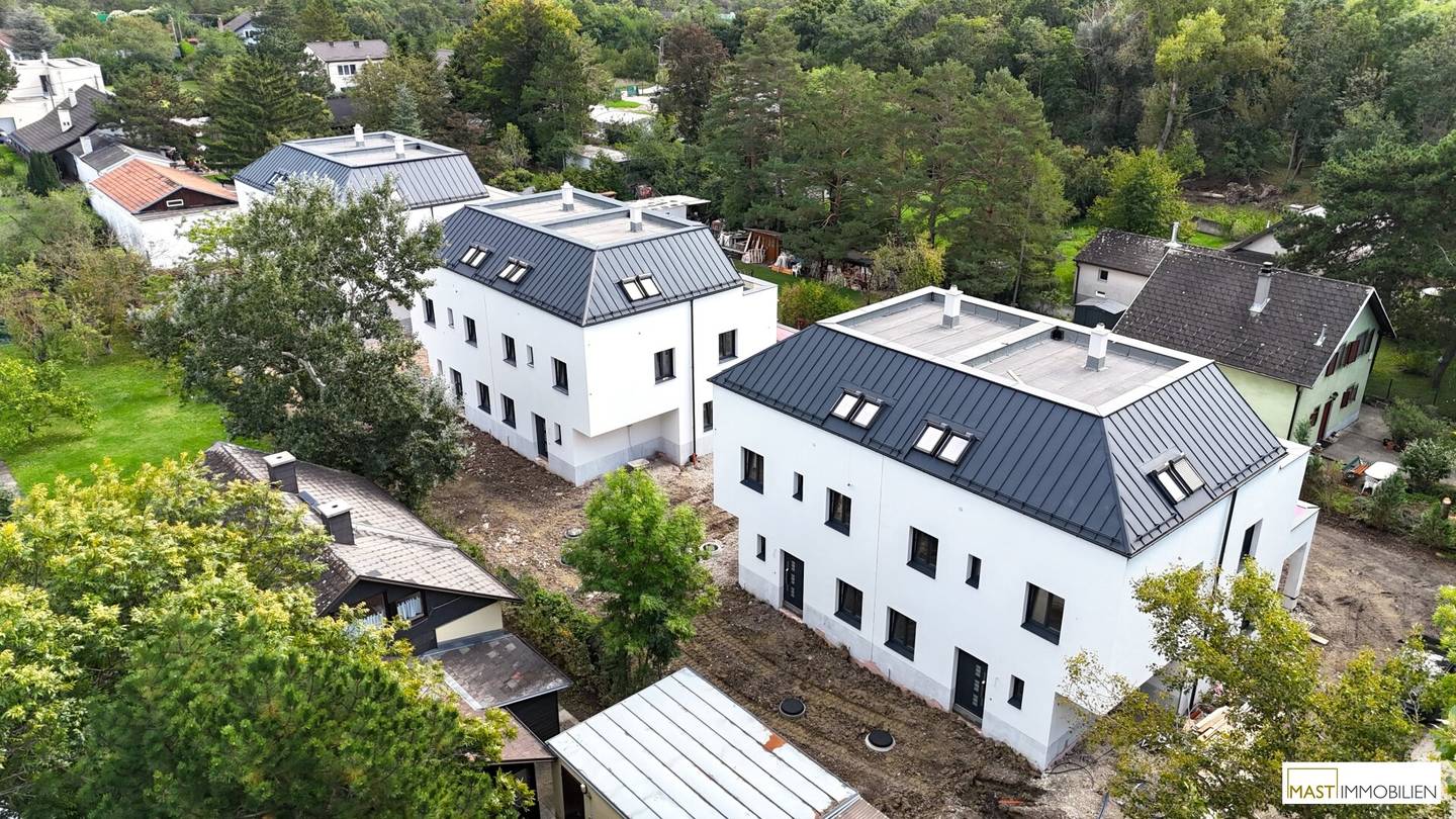 NEW semi-detached house with around 177 sqm living space! Tribuswinkel / Baden near Vienna