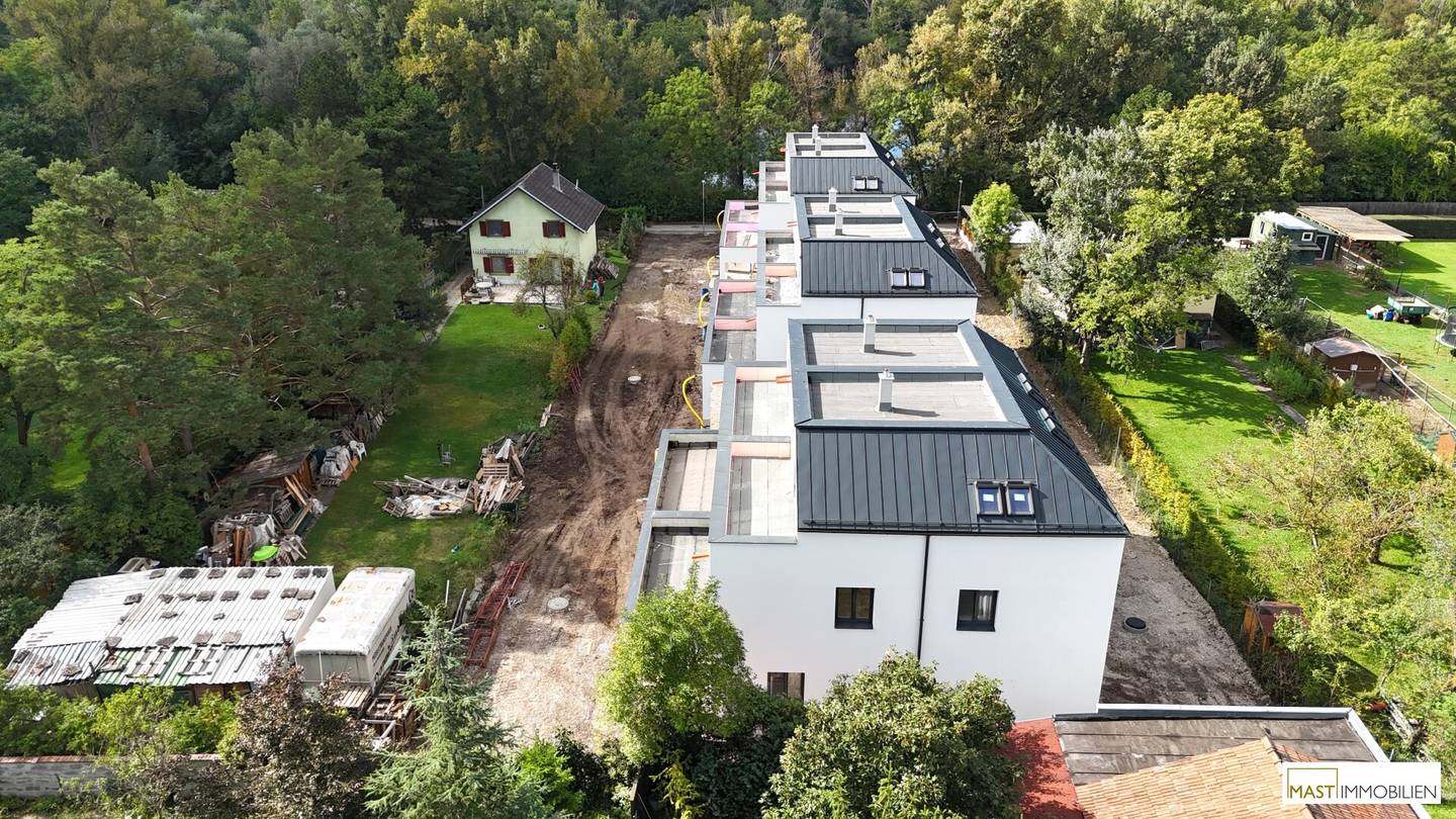 NEW semi-detached house with around 177 sqm living space! Tribuswinkel / Baden near Vienna
