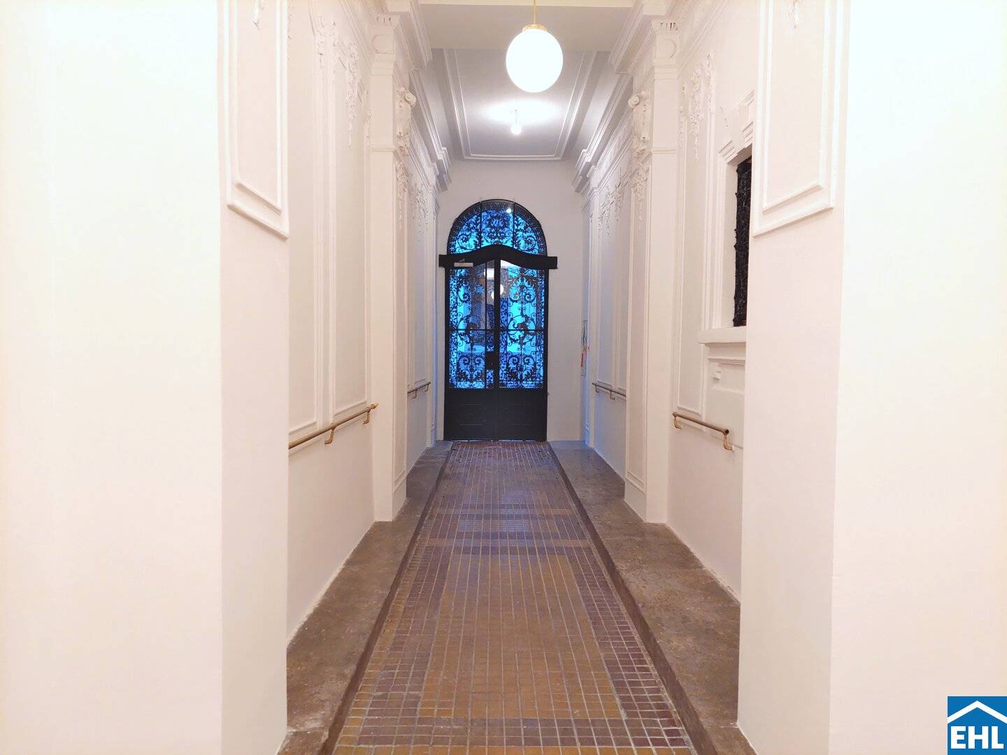 Penthouse-Wohnung mit Terrassenblick zur Canisiuskirche in Wien