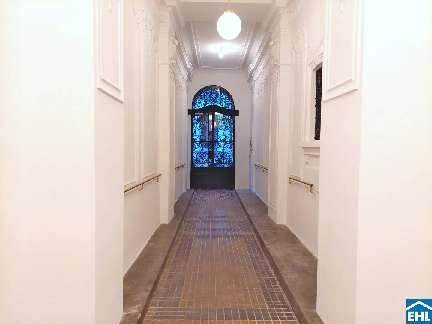 Charming historic building jewel in sought after inner city location