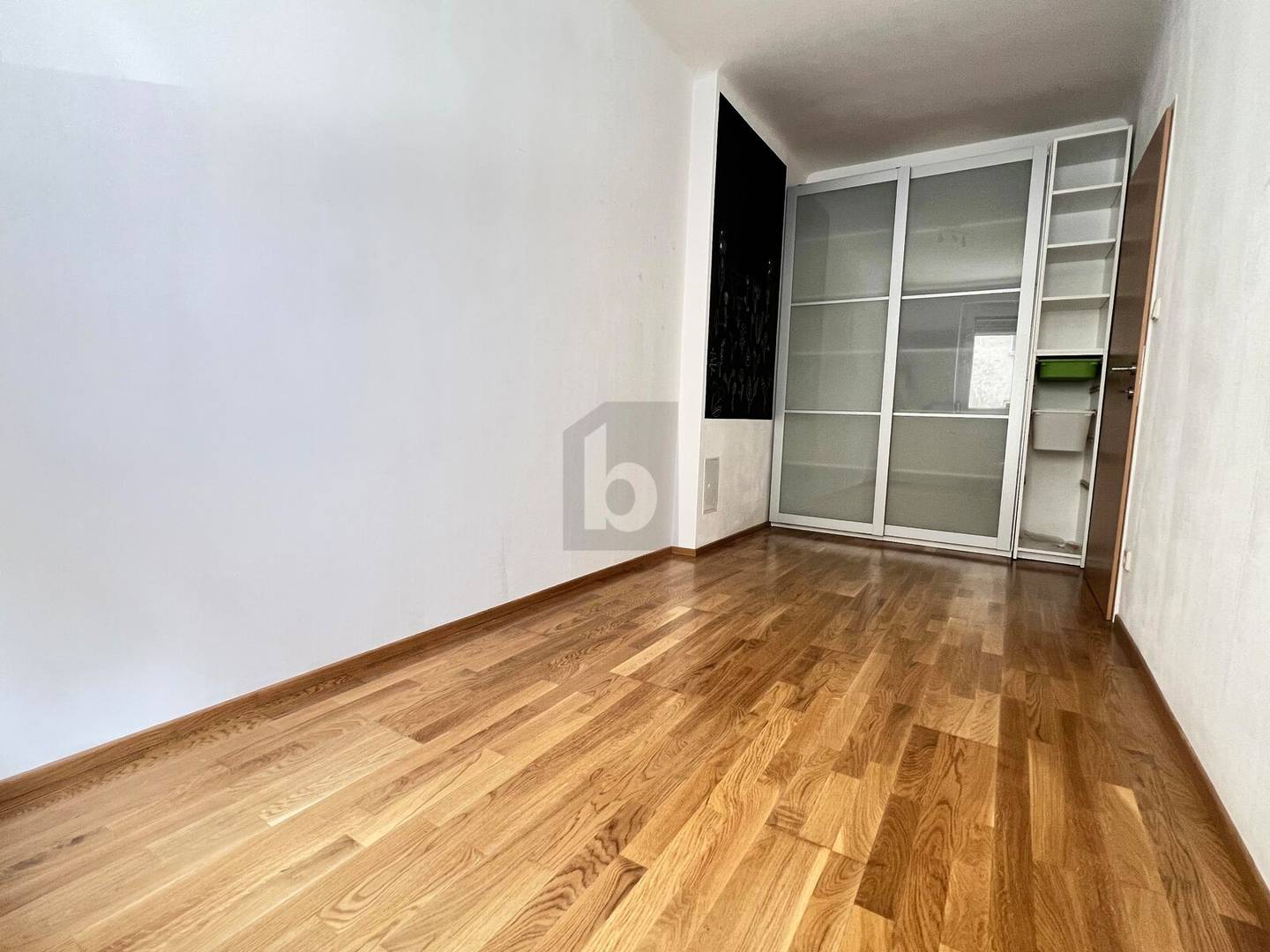 Bright Erdgeschosswohnung near Alte Donau with open kitchen