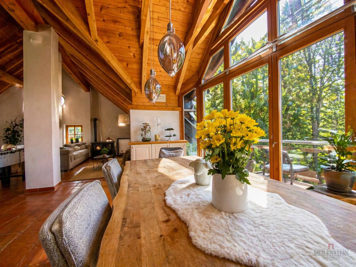 Einfamilienhaus mit Loftcharakter und Einliegerwohnung in Mühlbach