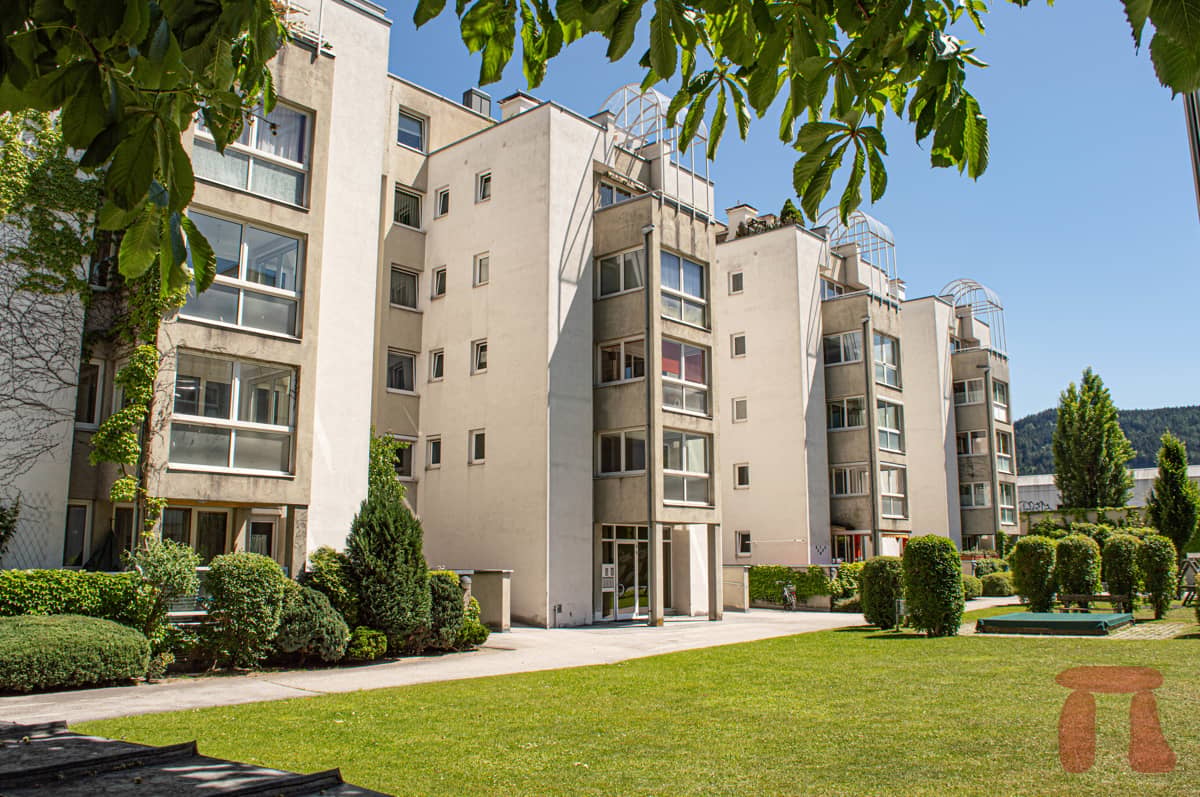 Erdgeschosswohnung Garten Tiefgaragenplatz