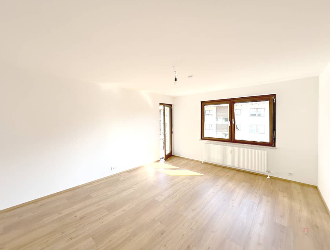 Sanierte Wohnung Festungsblick sonniger Balkon