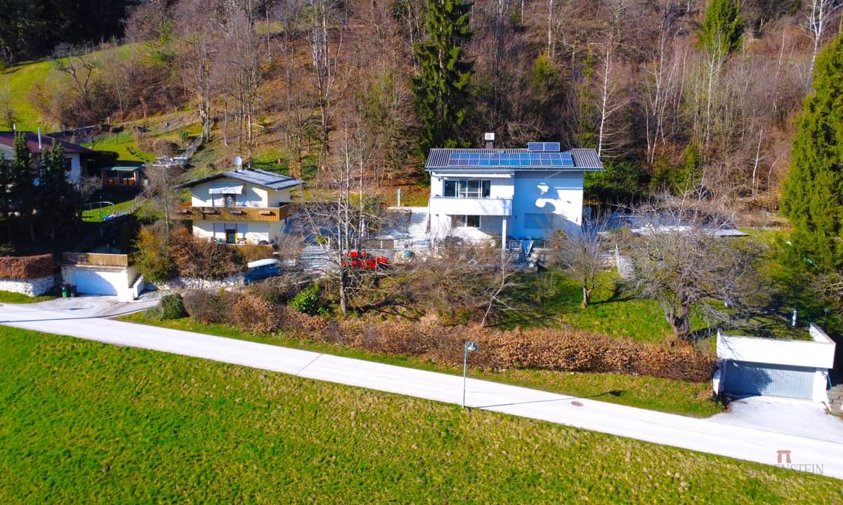 Einfamilienhaus Keutschach am See: 2 Häuser, Pool, Sauna, Terrasse
