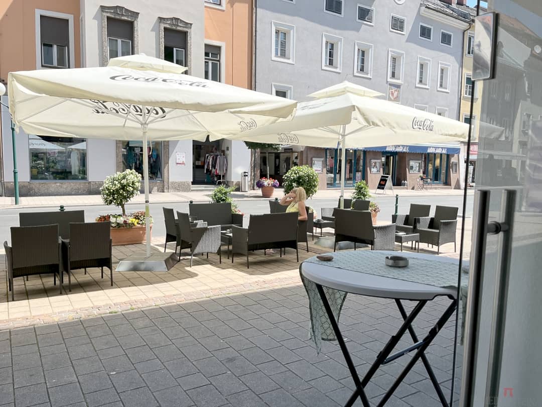 Café & Bar in Bestlage am Hauptplatz von Spittal a.d. Drau – zentral