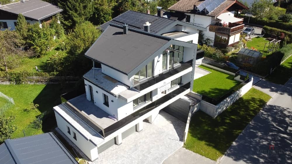 Wohnung first occupancy with terraces and garden