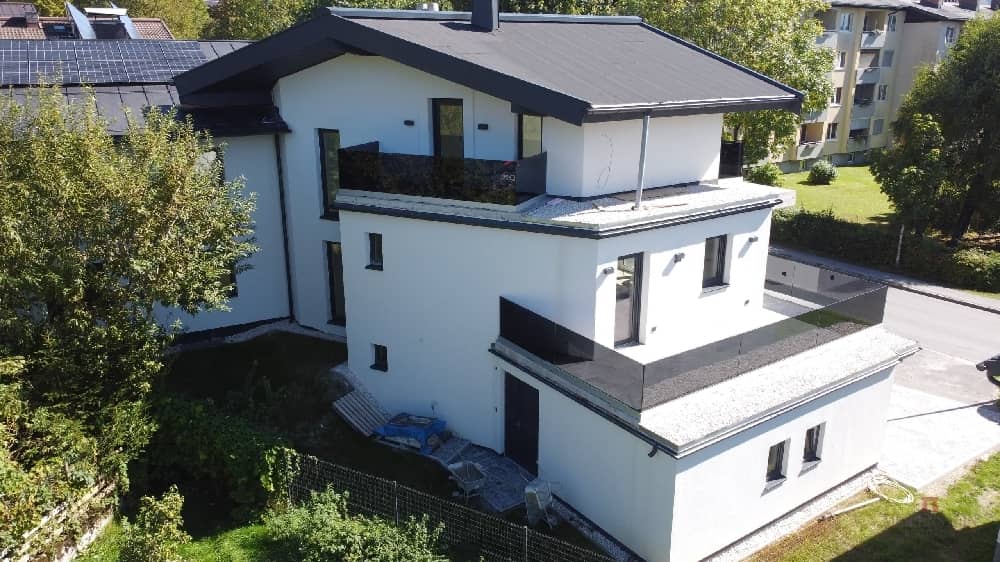 Wohnung first occupancy with terraces and garden