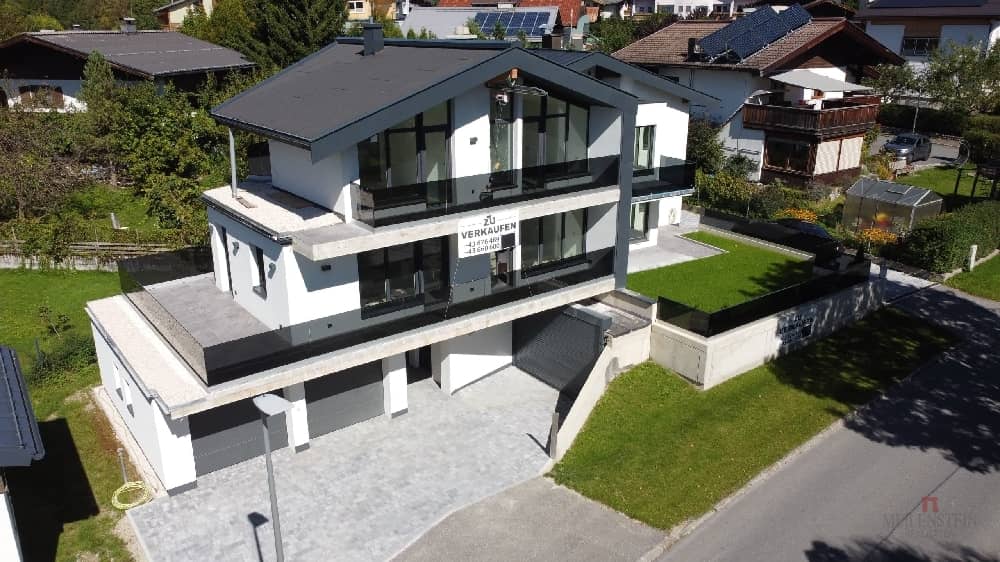 Wohnung first occupancy with terraces and garden