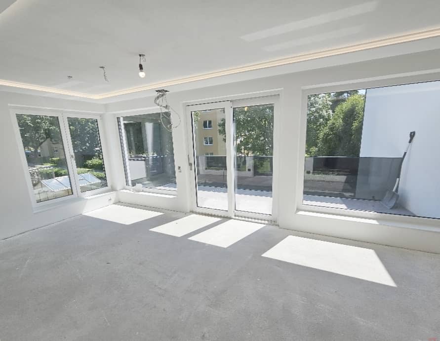 Newly built apartment with balcony and garden