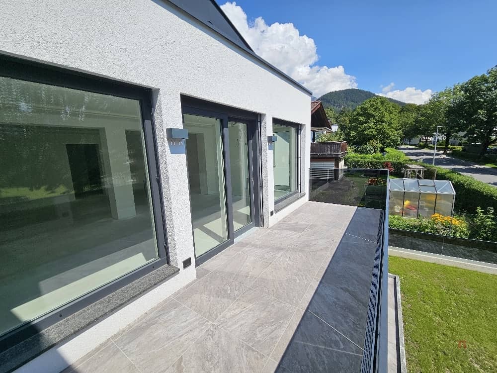 Newly built apartment with balcony and garden