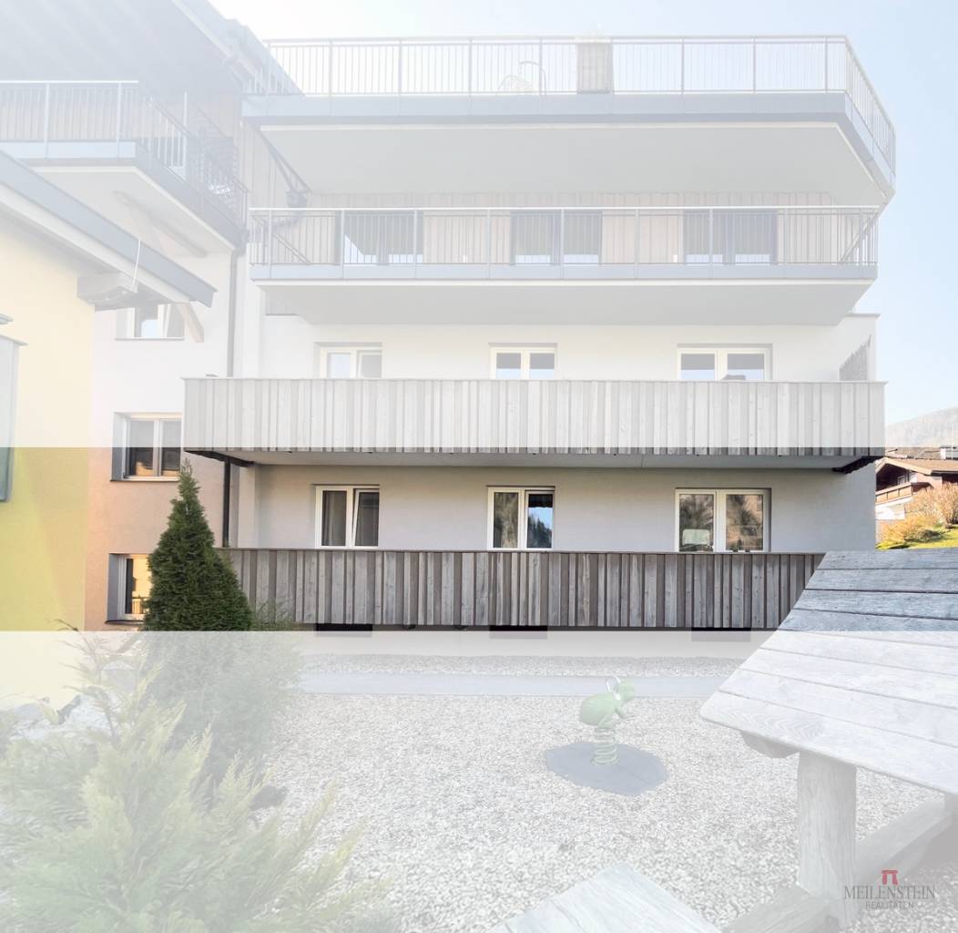 Apartment with balcony and built in kitchen