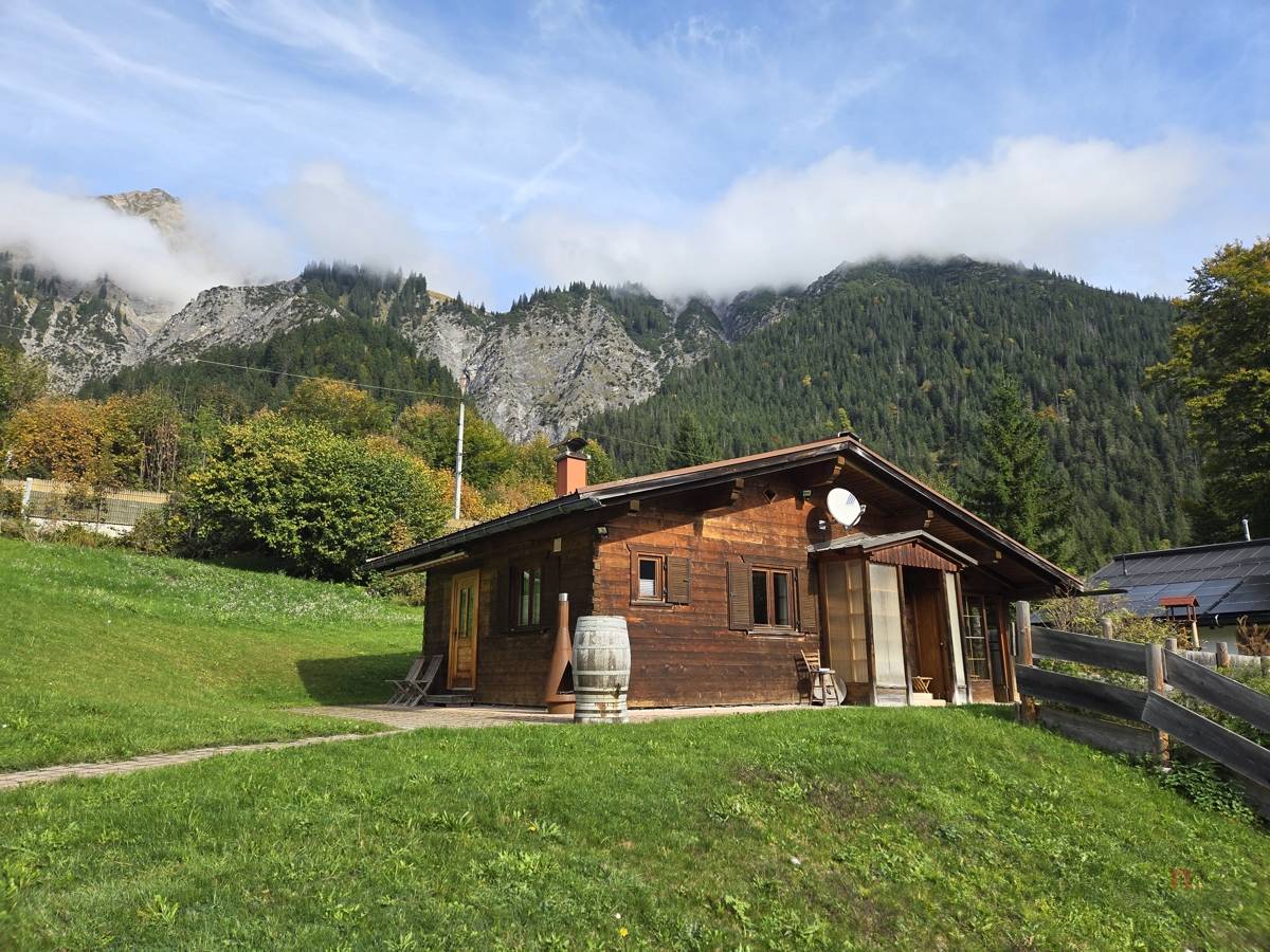 Cozy Wooden Chalet in Wald am Arlberg