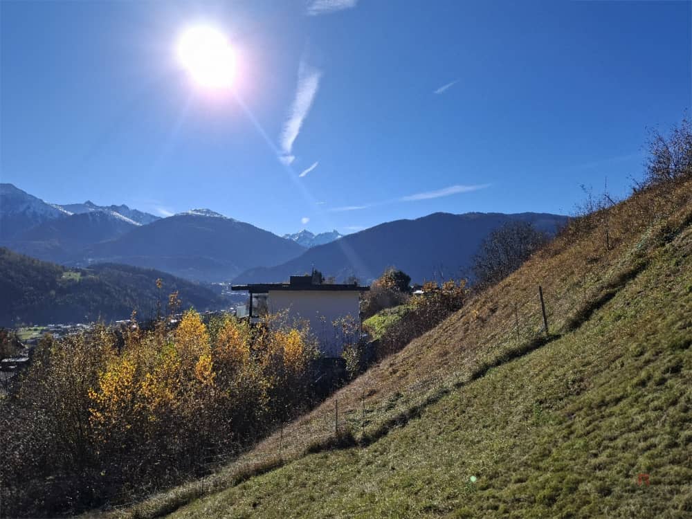 Hanggrundstück in Imst mit Weitblick, 800 m² Fläche, Erstbezug 2025