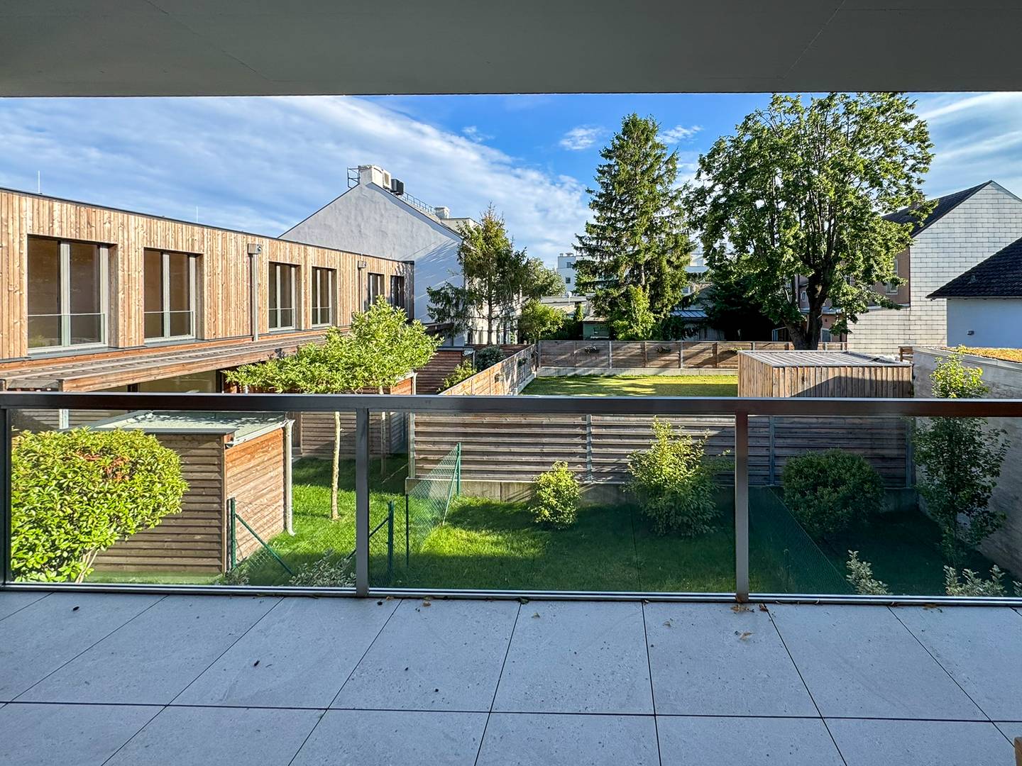 Apartment Brand new barrier free loggia