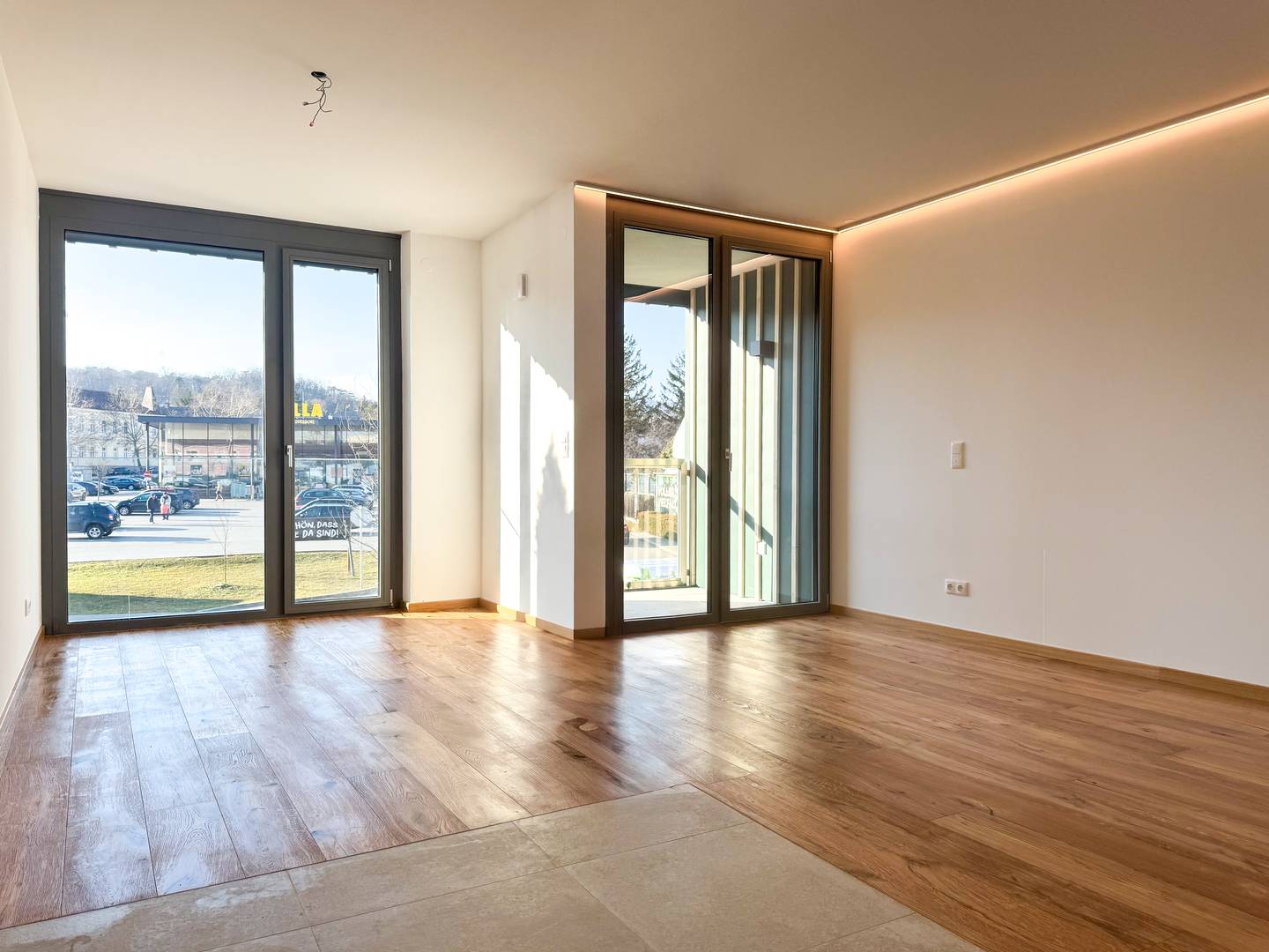 Newly built apartment with west view terrace