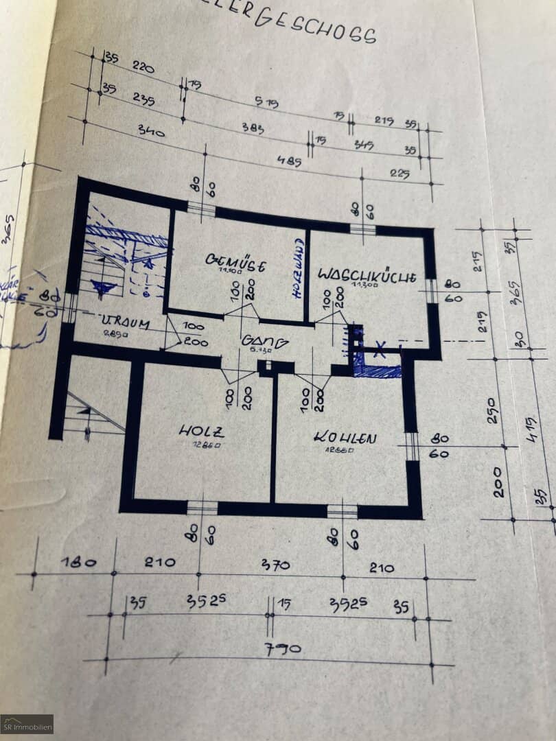 Floor plan 4