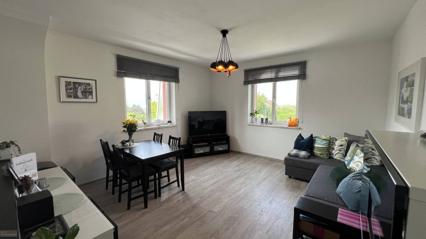 Wohnung Zwei Ebenen mit Südterrasse und Garten
