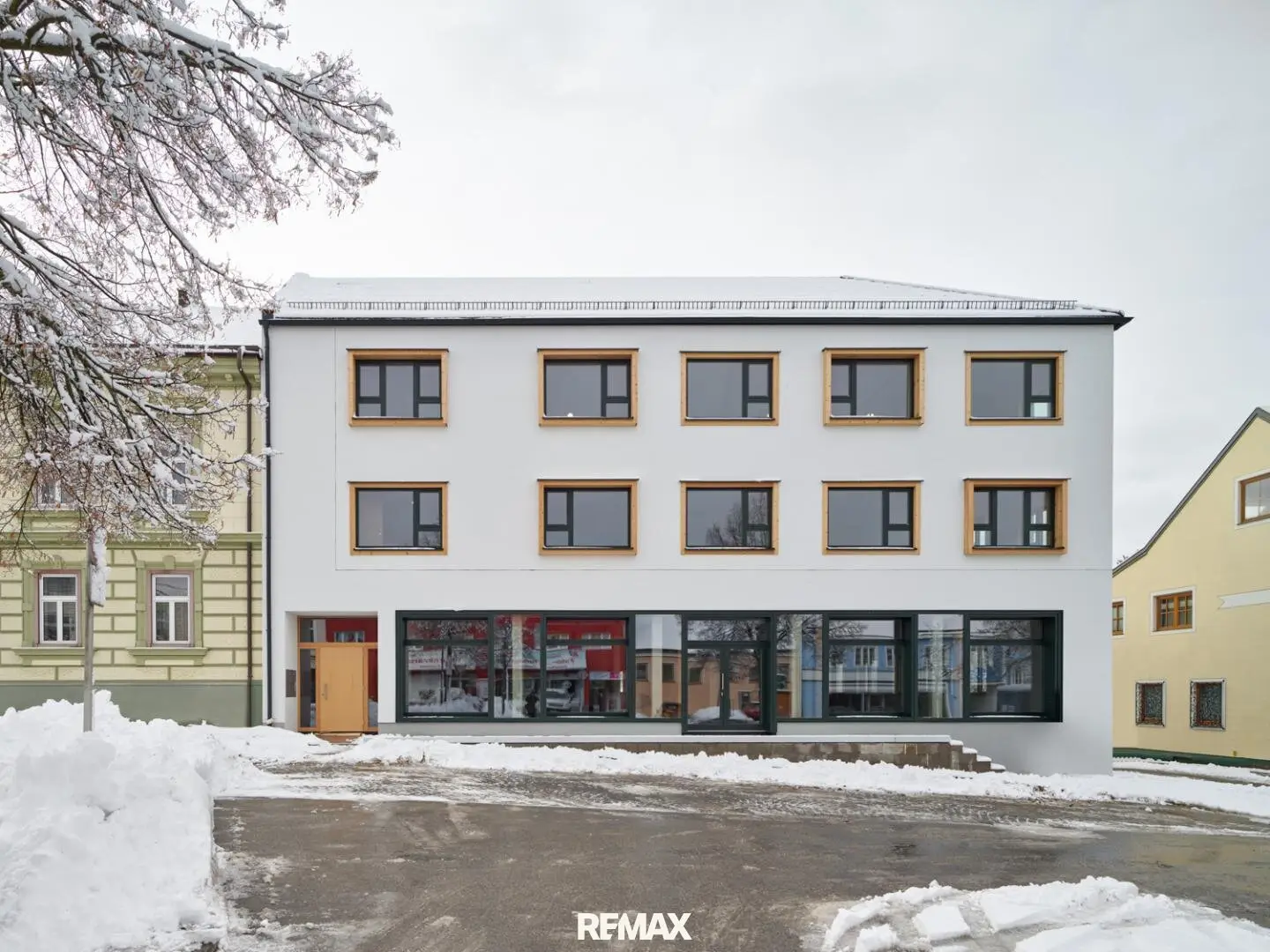 1 Hauptmieter bis 2055 | Wertgesichertes Neubau-Investment am Hauptplatz Schrems