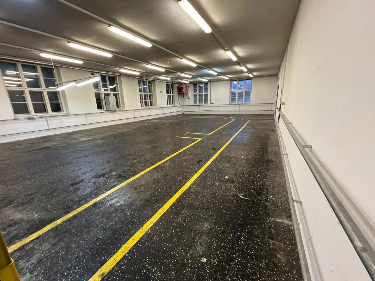 RENT: affordable 200 m² hall - production space - warehouse space in Kramsach2?? No, ensure correct exactly