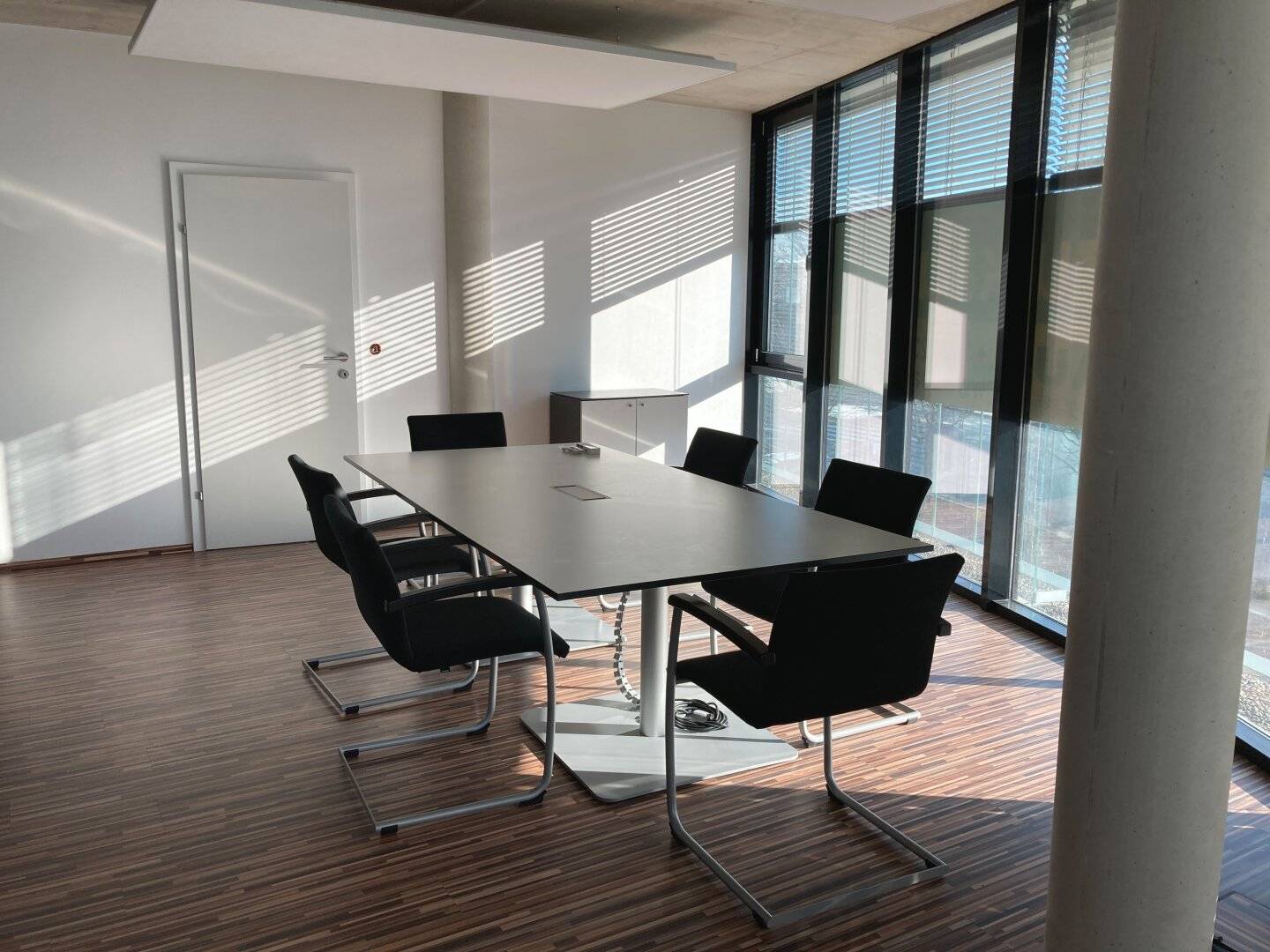 Renditeobjekt 162 m² Büroflächen - barrierefrei, zentrumsnahe