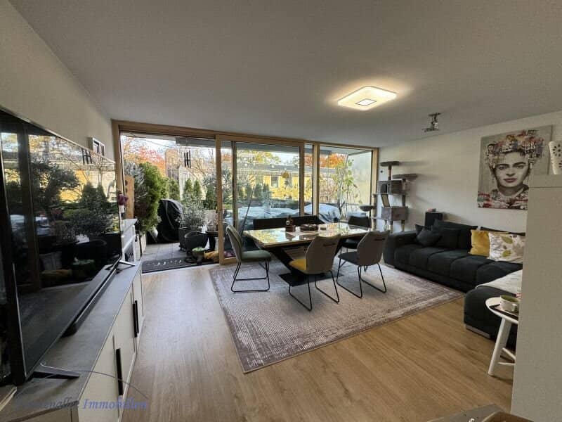 NEW PRICE PURCHASE SALZBURG CITY PREMIUM LOCATION PARSCH directly at Kapuzinerberg Spacious 103 m² 4–5 room apartment with 36 m² south terrace &amp; underground parking