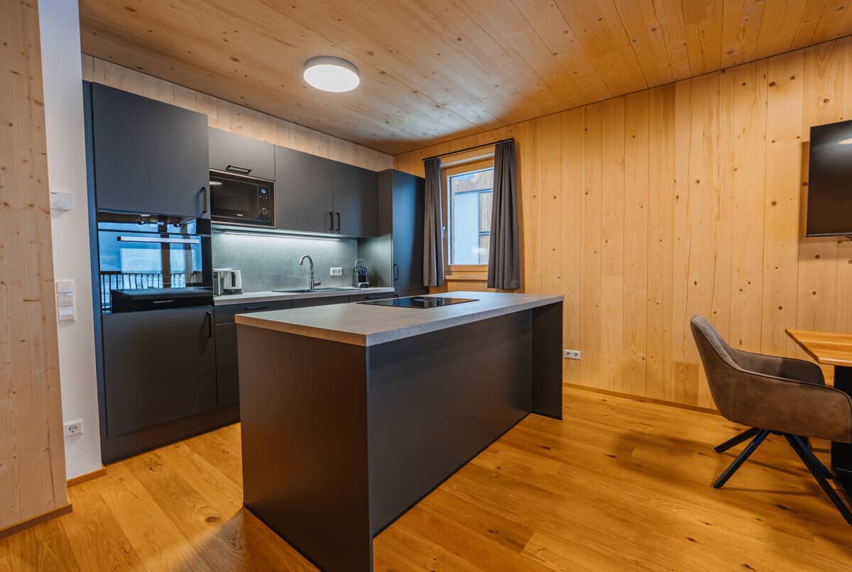 Direct slope access no commission newly built apartment