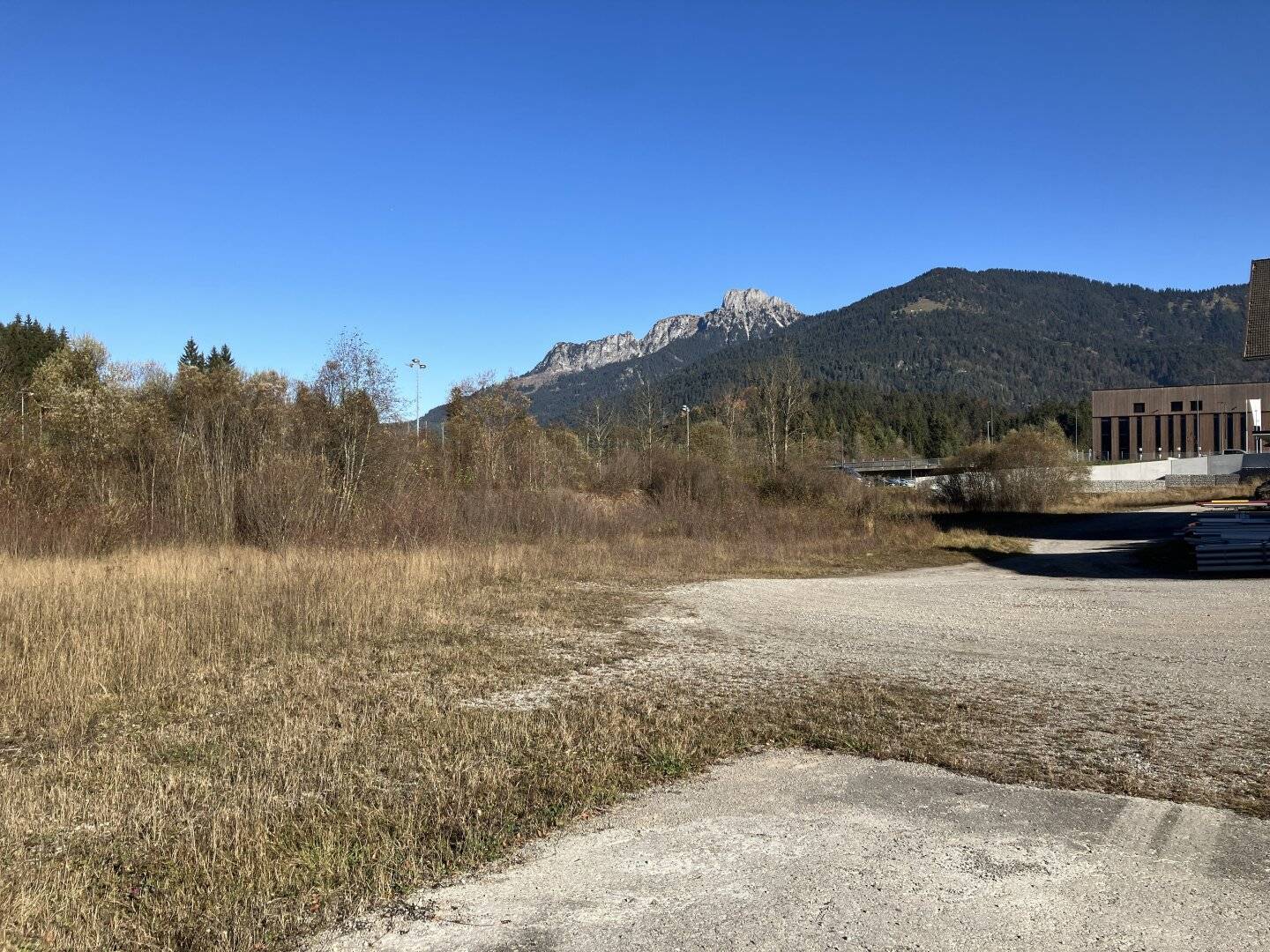 Over 11,500 m² of commercial space in Reutte/Breitenwang directly on the B179 for rent