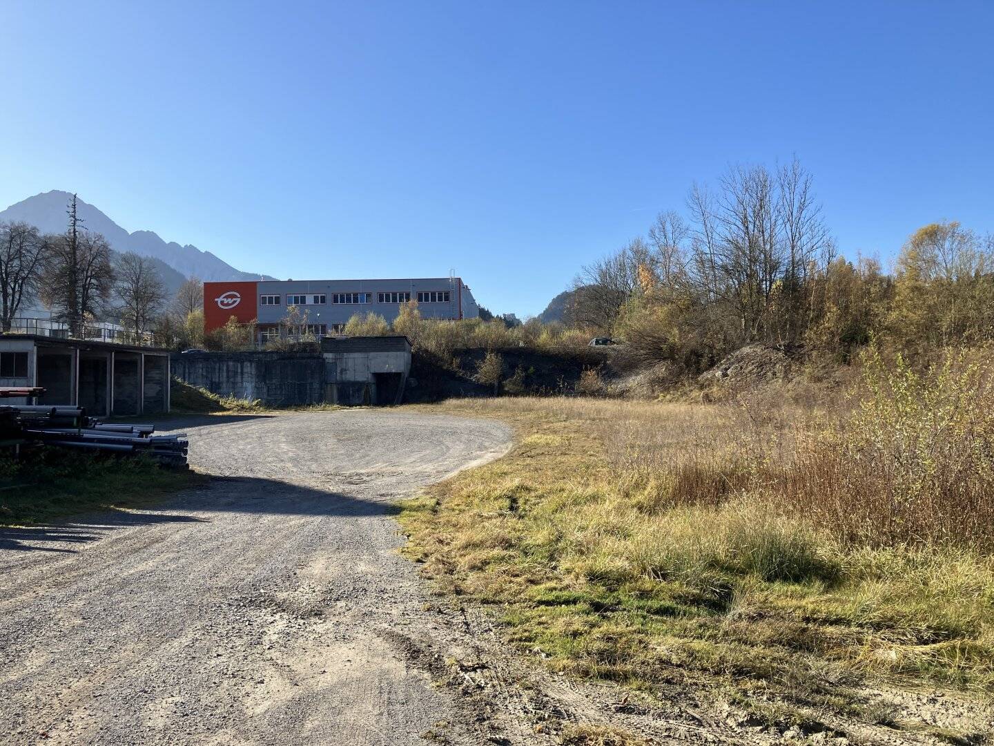 Over 11,500 m² of commercial space in Reutte/Breitenwang directly on the B179 for rent
